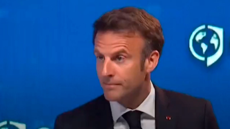 Macron anuncia que presionará a Mbappé para que se quede en Francia 