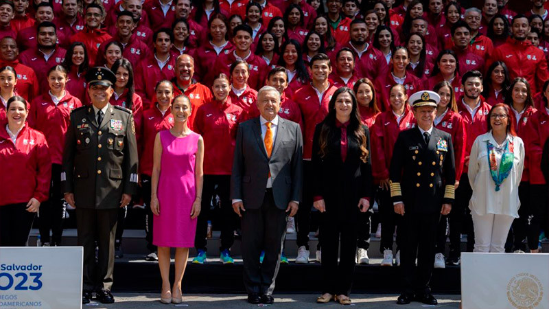 AMLO abandera la delegación mexicana para Juegos Centroamericanos 