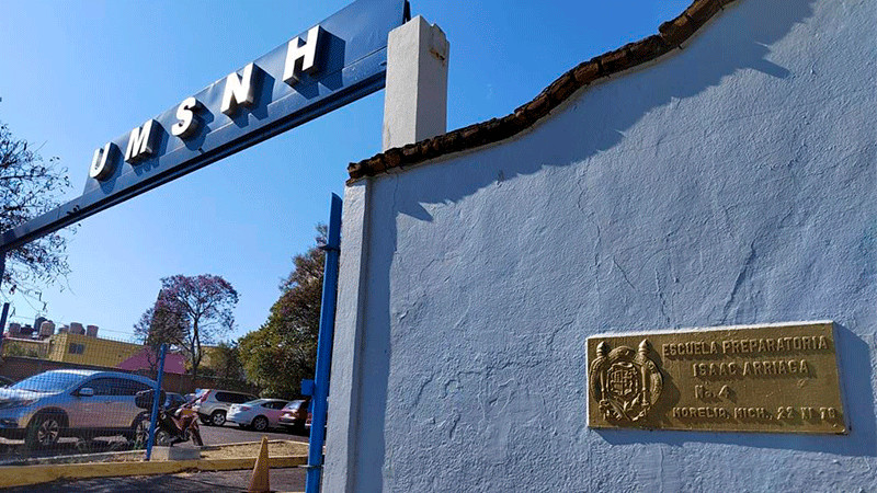 Alrededor de 4 mil 740 jóvenes buscan un espacio en el bachillerato nicolaita y en Técnico en Enfermería de la UMSNH 