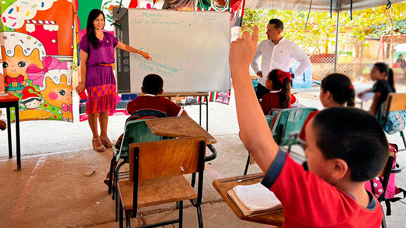 Se destinan 129 mdp para educación en región de Coahuayana: SEE