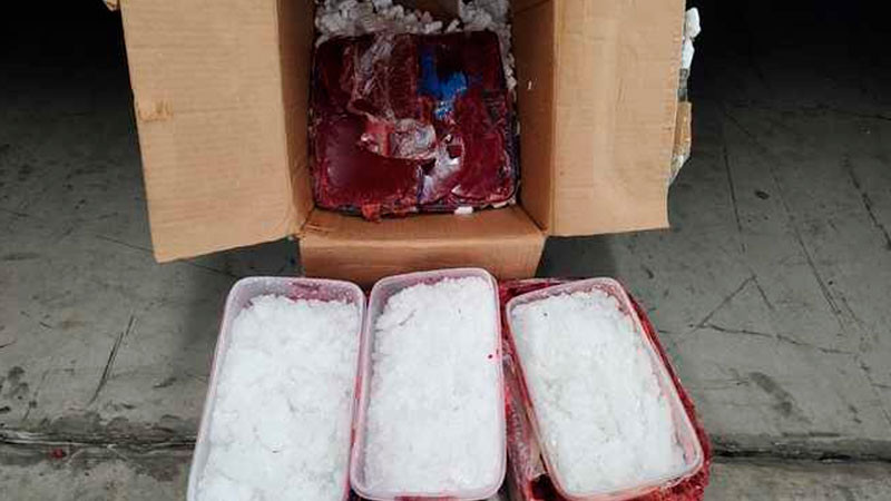 En Sinaloa, aseguran recipientes cubiertos con cera que ocultaban droga 