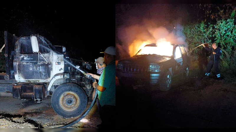 Se registra incendio de dos vehículos  en Tarimoro, Guanajuato 