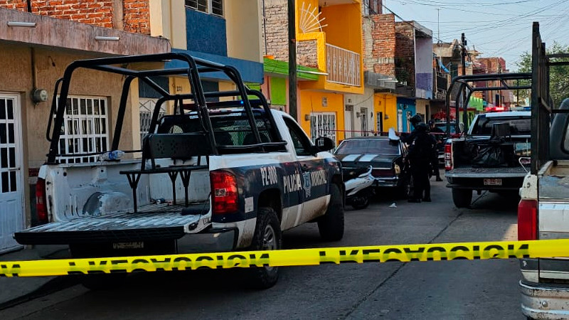 Grupo armado rafaguea vivienda en Zamora con armas automáticas; pareja que estaba dentro sale ilesa 