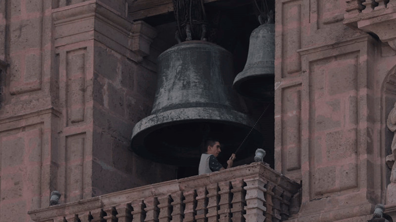 Repique de campanas de Morelia en memoria de víctimas de violencia 