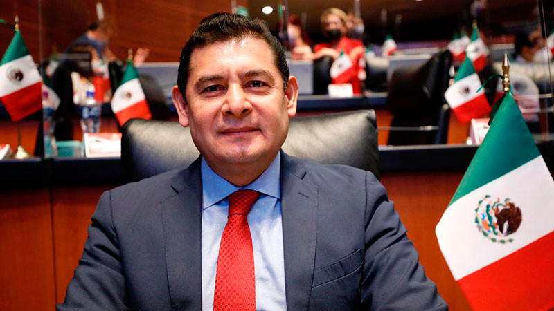 Armenta Mier prepara su renuncia en el Senado para ir por la gubernatura de Puebla en 2024 