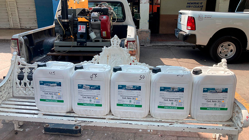 Con participación ciudadana, Salud Michoacán realiza acciones contra el dengue en Aguililla
