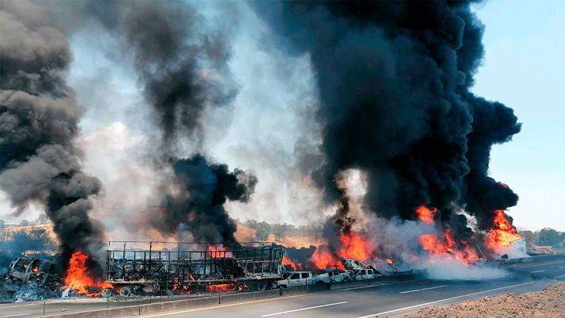 Al menos 5 muertos, tras fuerte accidente en la autopista Zapotlanejo-Lagos de Moreno 