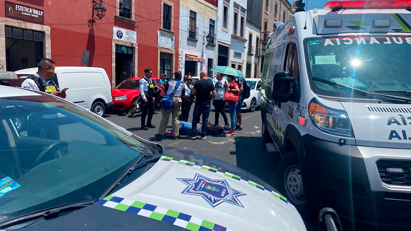 Motociclista resulta herido en accidente vial sobre la calle Cuautla en Morelia 