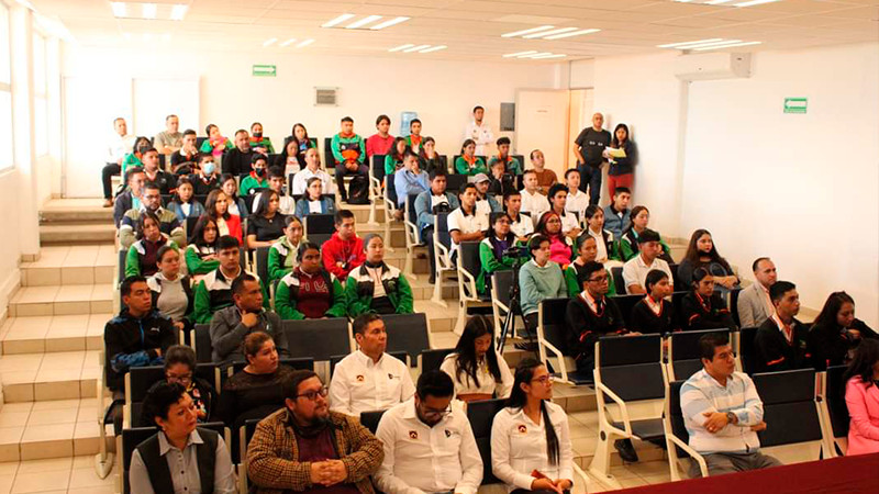 Ganan estudiantes del Cecytem primer lugar en Olimpiada del Conocimiento