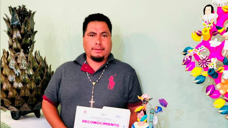 Ganan 5 artesanos michoacanos en Concurso Nacional de Alfarería