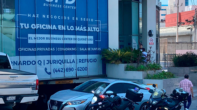 Despliegan fuerte operativo tras reporte de robo en el corporativo Inova en Querétaro  