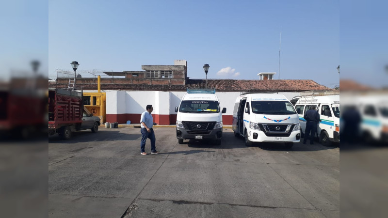 En Huetamo se redoblan acciones con brigadas médicas, insumos y medicamentos en unidades de salud de SSM, IMSS Bienestar e ISSSTE.