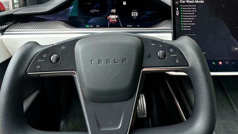 Tesla registra pérdida del 6.06 % en bolsa; la peor en los últimos dos meses 