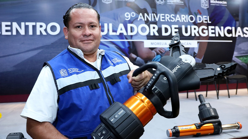 Entrega Salud al CRUM equipo de rescate por más de 2 mdp