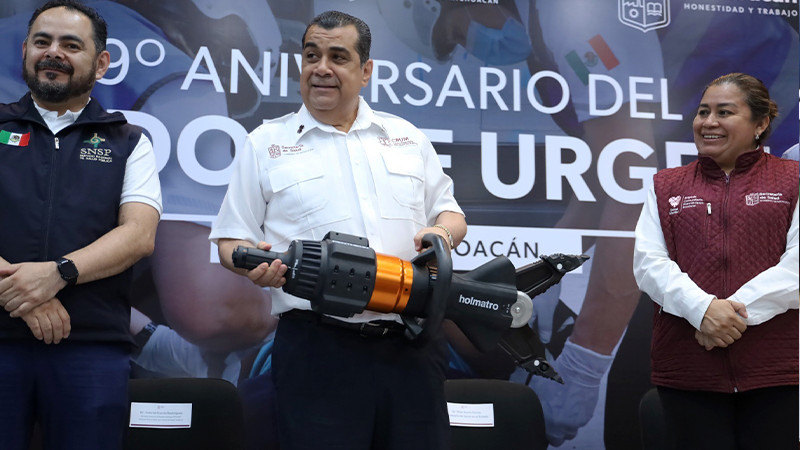 Entrega Salud al CRUM equipo de rescate por más de 2 mdp