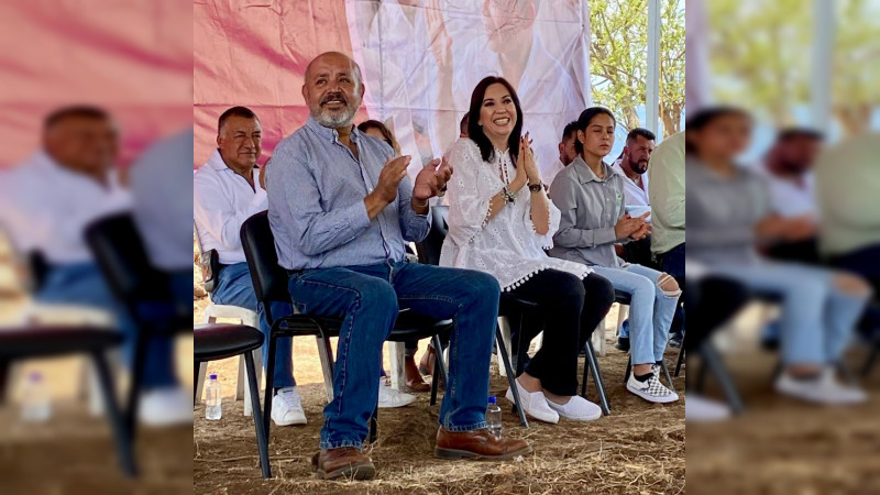 Colocan primera piedra de Telebachillerato Comunitario en Panindícuaro