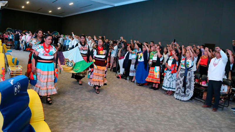 Cientos de docentes de educación indígena se reúnen por la transformación: SEE