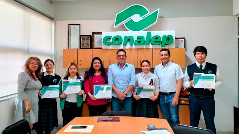 Impulsa Conalep espíritu emprendedor entre sus estudiantes 