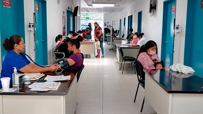 Salud Michoacán brinda atención los 365 días del año en centro de salud de Uruapan