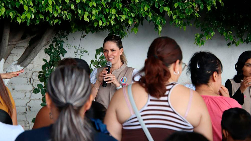 Programa 'Conectando' de la Diputada Daniela De Los Santos alcanza 86 planteles recorridos