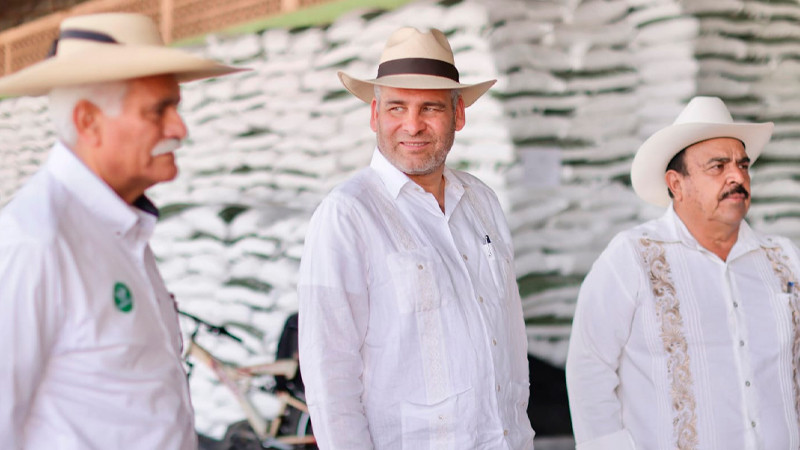 Casi 100% de fertilizante entregado a pequeños productores de Michoacán