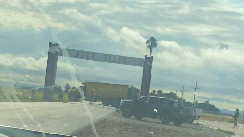 Reportan bloqueos viales en 5 distintos puntos de Navolato, Sinaloa 