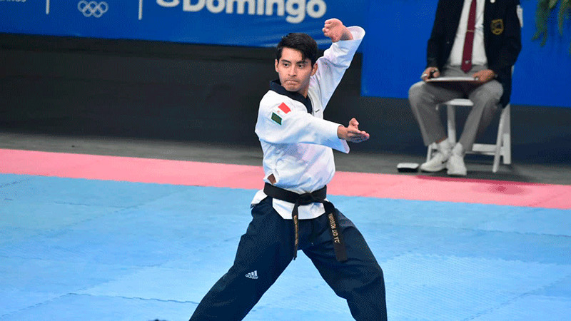 El oaxaqueño William Arroyo gana la primera medalla de oro en taekwondo para México en los Juegos Centroamericano 