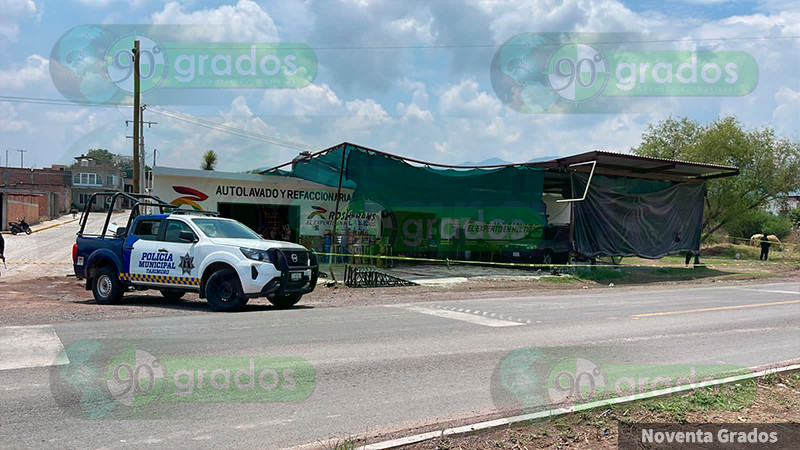 Sujetos armados atacan a balazos a cuatro personas en un autolavado de Tarimoro, Guanajuato 