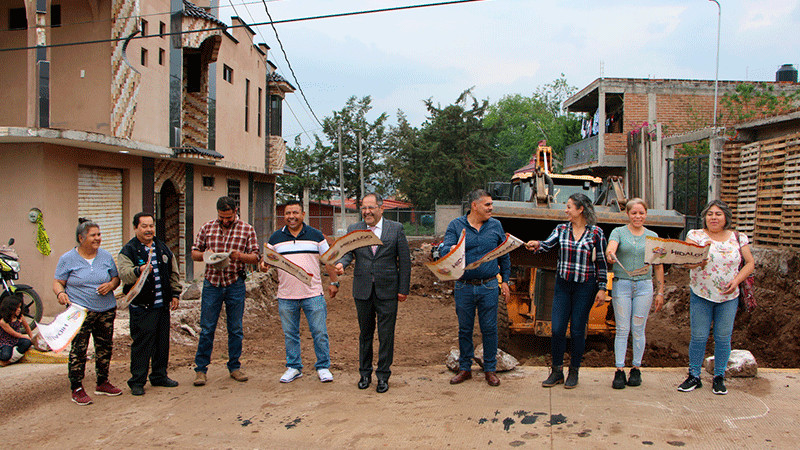 Dan banderazo de arranque para los trabajos de pavimentación hidráulica en Ciudad Hidalgo 