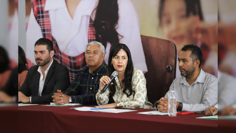 SEE fortalece educación básica en beneficio de 900 mil estudiantes 