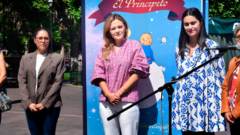 SeCultura Morelia instala libros gigantes para fomentar la lectura