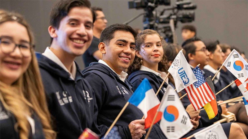 Realizarán 168 queretanos prácticas profesionales en ocho países 