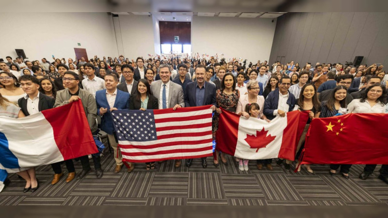 Realizarán 168 queretanos prácticas profesionales en ocho países 