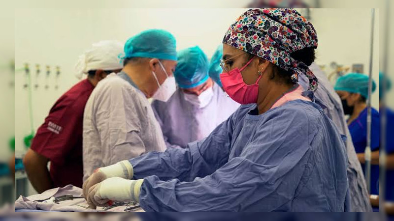 Juez admite amparo contra la eliminación de normas oficiales de salud 