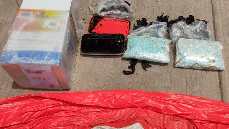 Aseguran envío con aparente fentanilo y heroína ocultos entre una alberca inflable, en Sinaloa  