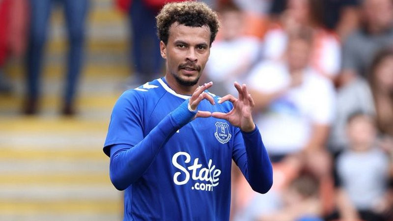 Delle Alli, futbolista inglés, se sincera en entrevista; “sufrí abusos, traficaba droga cuando era niño” 