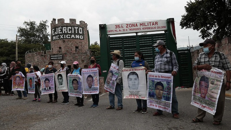 Logran detención en Querétaro de exmilitar vinculado al caso Ayotzinapa 