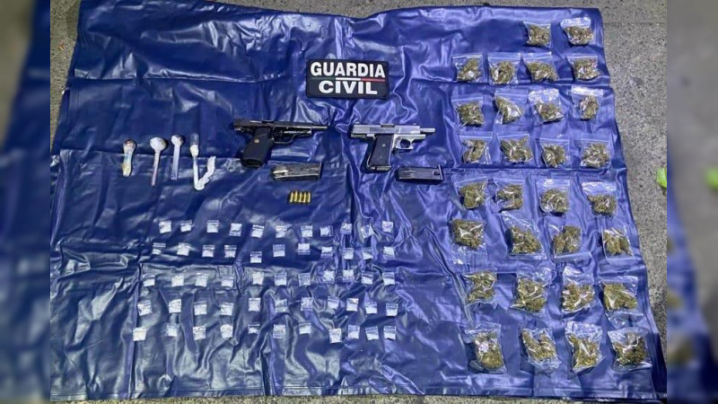 Detienen a célula armada en Uruapan; la vinculan con tráfico de drogas 