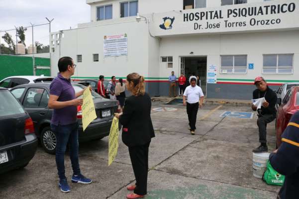 Exigen la destitución de la directora hospital psiquiátrico - Foto 1 