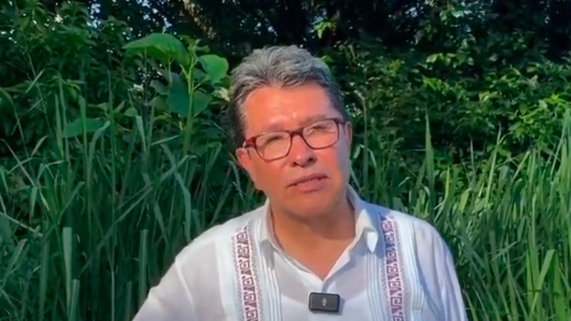 Monreal pide a "corcholatas" bajar espectaculares 