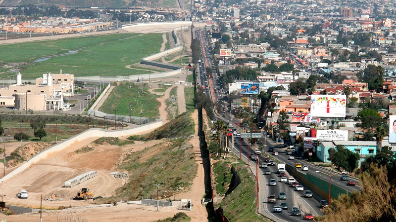 Mexicanos en EEUU piden participar en proceso interno de Morena; mandan carta a Mario Delgado 