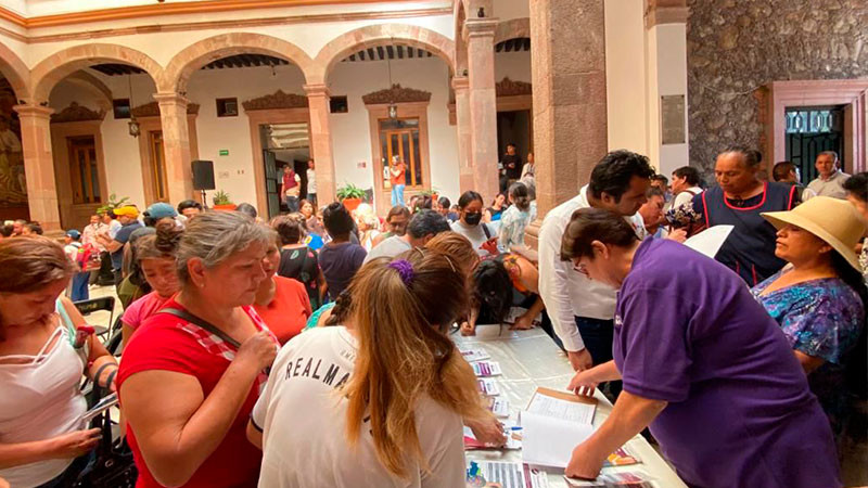 Apoyo a proyectos productivos de región Apatzingán con 33 mdp en créditos 