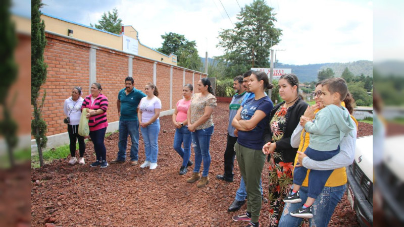José Luis Téllez Marín, inauguró los trabajos de construcción de la barda perimetral de la Escuela Primaria General Felipe Ángeles de la Venta