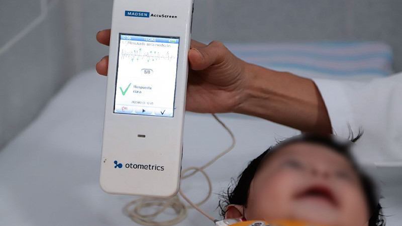 Salud Michoacán aplica sin costo tamiz auditivo a recién nacidos