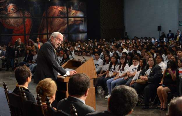 Reducir el presupuesto a la educación superior generaría un problema al país a mediano plazo, advierte el rector de la UNAM - Foto 0 
