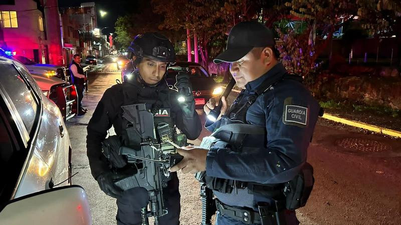 Guardia Civil mantiene fuerte operativo en busca de armas en colonias de Morelia 