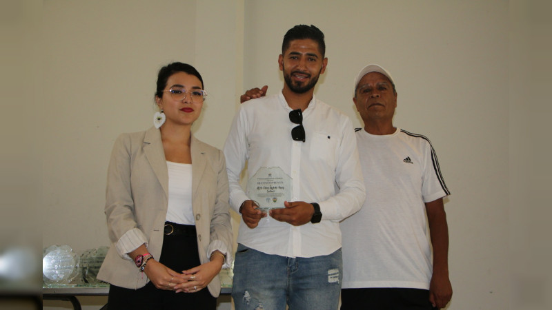 Gobierno Municipal de Ciudad Hidalgo reconoce trabajo del Club de Formación Tuzos de Ciudad Hidalgo