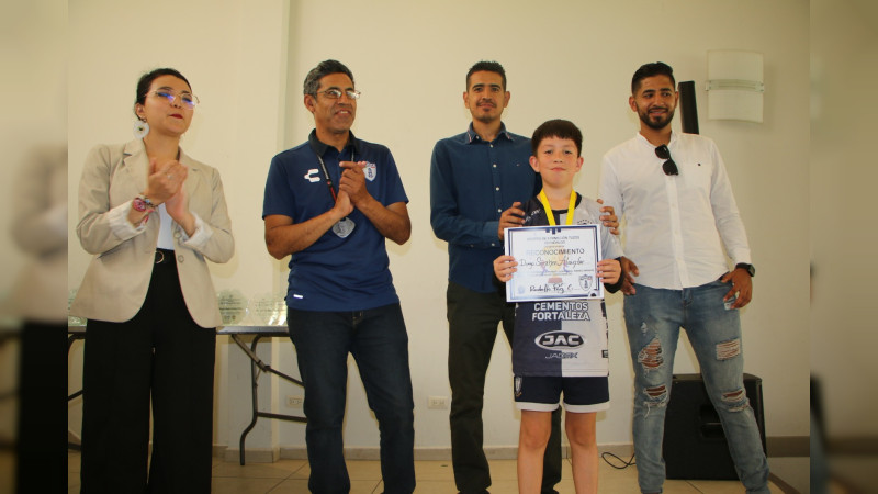 Gobierno Municipal de Ciudad Hidalgo reconoce trabajo del Club de Formación Tuzos de Ciudad Hidalgo