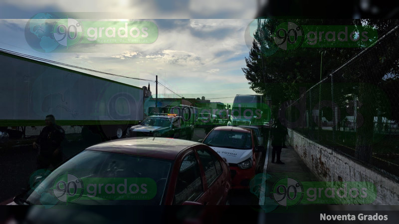 Se registra balacera en Zamora, Michoacán; solo hubo una camioneta dañada 