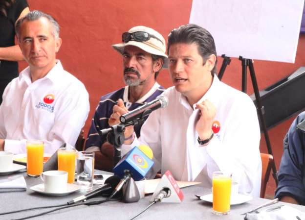 Usan Gobiernos del PRI obras fantasma para desviar recursos en Morelia: Alfonso Martínez 